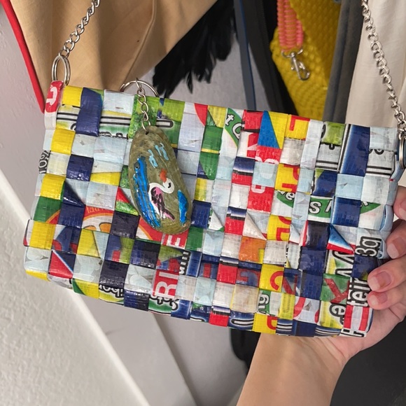 Handmade recycled bag by a small business (CEBU Eco Bags) - Picture 3 of 4